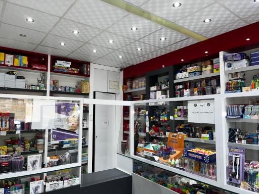 عکس لوازم التحریر مداد قرمز