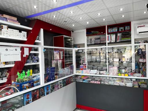 عکس لوازم التحریر مداد قرمز