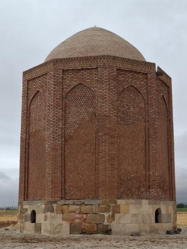 عکس برج شاطر اردبیل