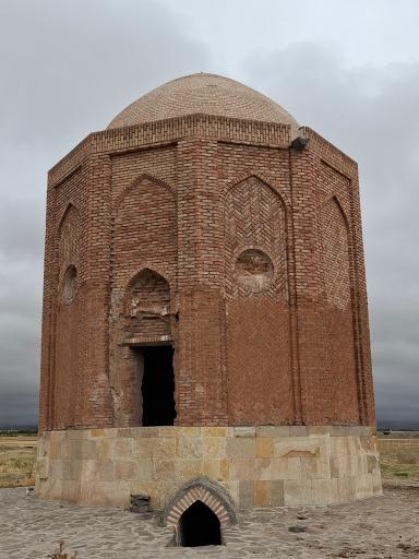 عکس برج شاطر اردبیل