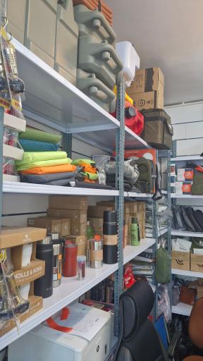 عکس فروشگاه لوازم کمپ و طبیعتگردی ممرض شاپ