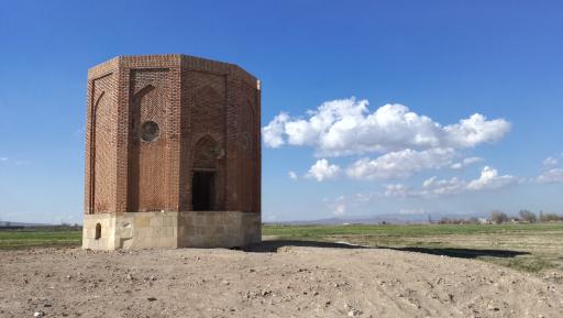 عکس برج شاطر اردبیل