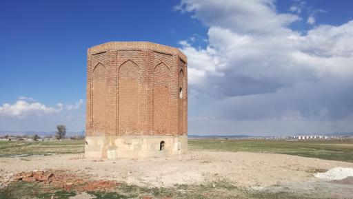 عکس برج شاطر اردبیل