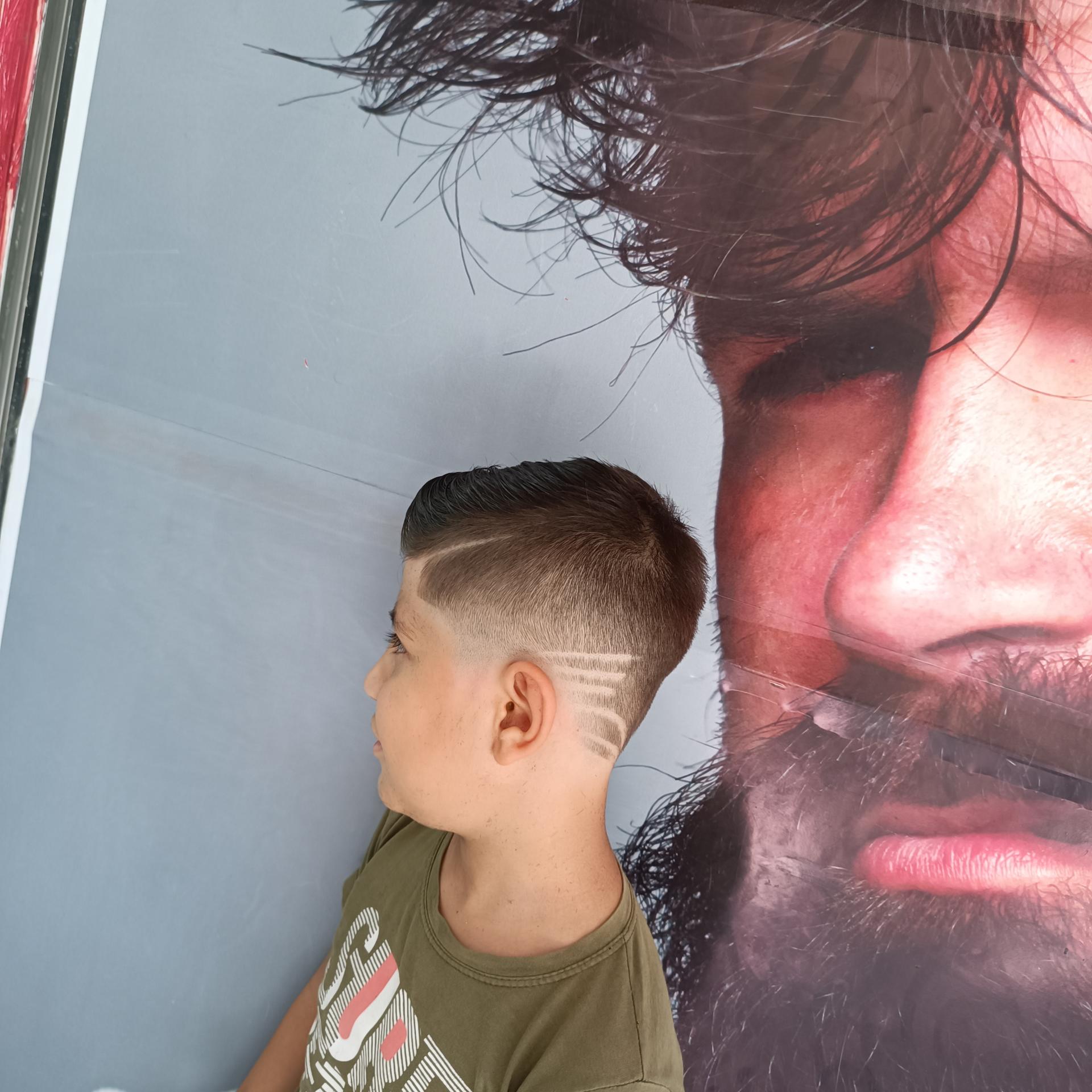 عکس پیرایش دکتر کات