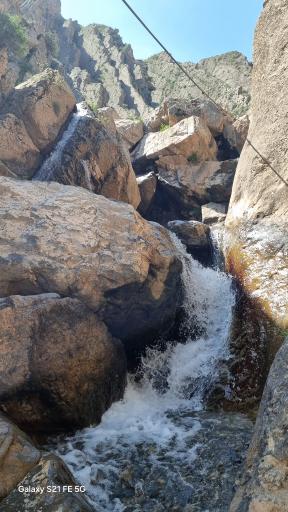 عکس آبشار چرم کهنه