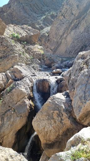 عکس آبشار چرم کهنه