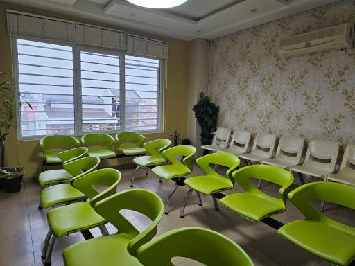 مطب دکتر معصومه دادرس متخصص زنان و زایمان