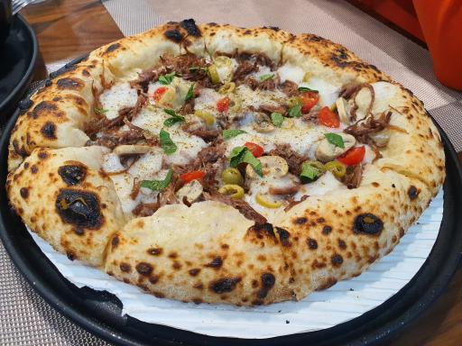 عکس کافه بیکری زمرد