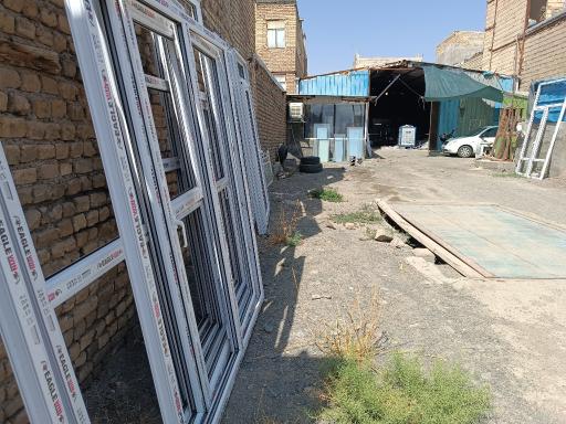 عکس درب و پنجره دوجداره نوروزیان