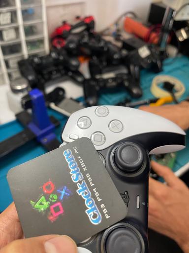 عکس فروشگاه کلاک استور