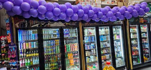 عکس سوپرمارکت محله