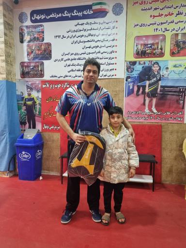 عکس خانه تنیس روی میز اندیشه