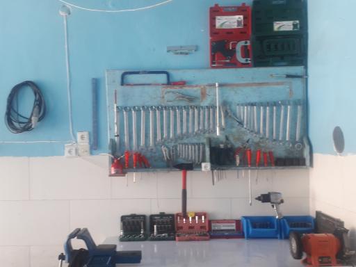 عکس خدمات مکانیکی امیر