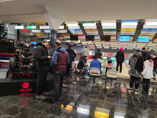 عکس باشگاه بولینگ و بیلیارد استارلند شعبه پارک پلیس