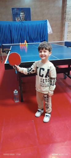 عکس خانه تنیس روی میز اندیشه