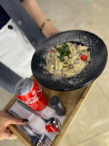 عکس کافه پیانو