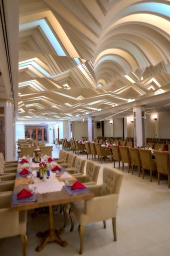 عکس هتل پنج ستاره کریاس پالاس (در حال ساخت)