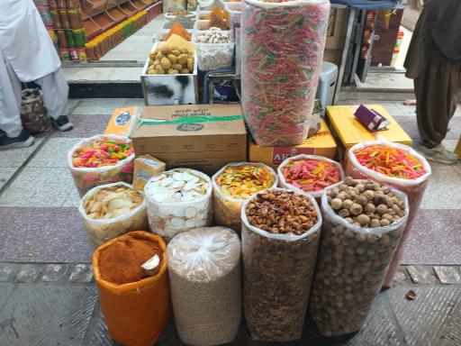 عکس بازار چهارراه رسولی