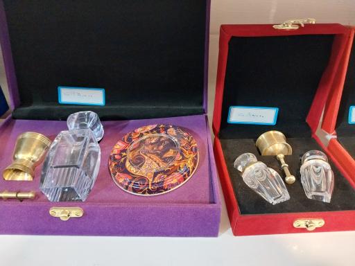 عکس فروشگاه زعفران به نام