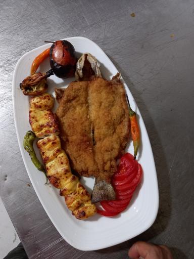 عکس رستوران آبشار