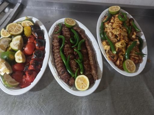 عکس رستوران آبشار