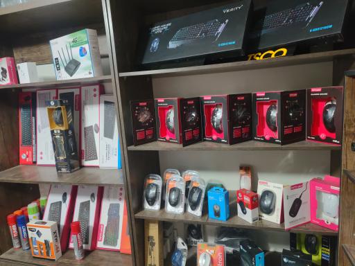 عکس کامپیوتر فرادیس