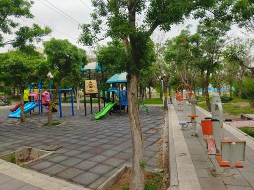 عکس زمین بازی کودکان