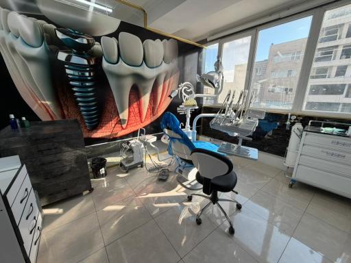 کلینیک دندانپزشکی صلابت 