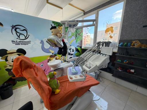 کلینیک دندانپزشکی صلابت 