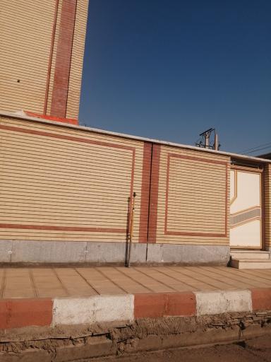 عکس مدرسه پسرانه روغنیان 