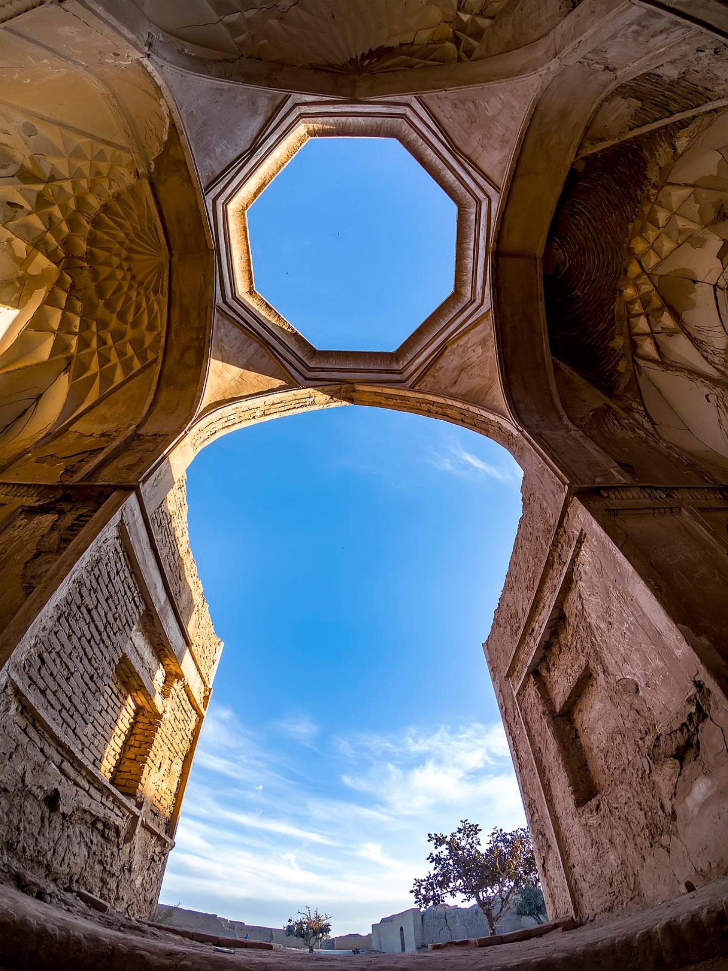 عکس خانه افراشته