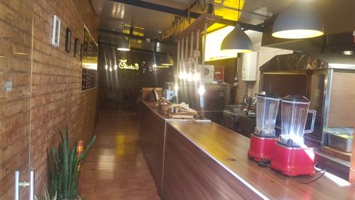 عکس ساندویچ قدیم گوهران