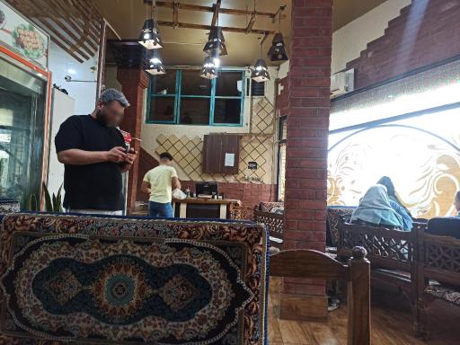 عکس رستوران مامان توران