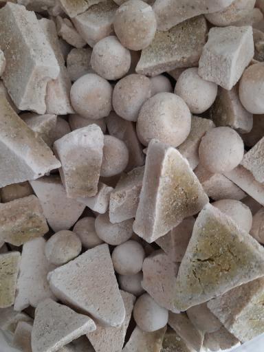 عکس سوغات محلی سی سخت حسینی