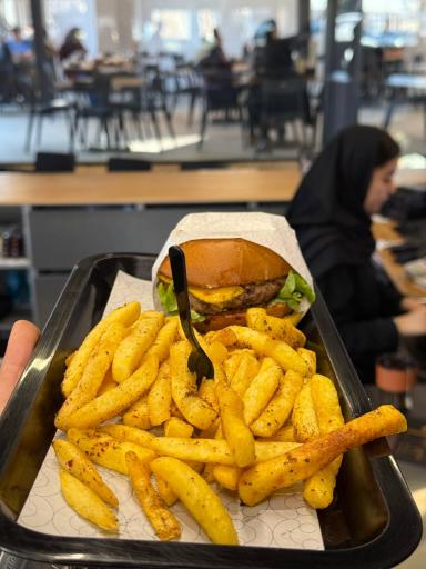 عکس رستوران برگرتو