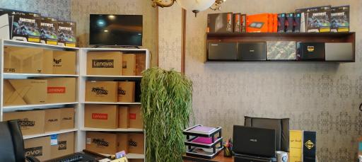 عکس فروشگاه قسط جو