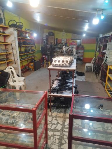 عکس استوک لوازم خودرو ماشین یار غلامی 