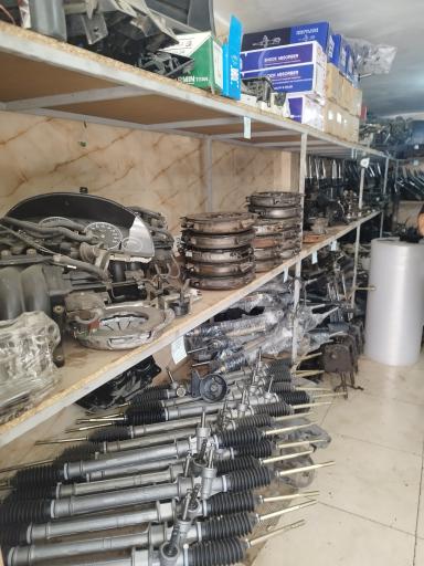 عکس استوک لوازم خودرو ماشین یار غلامی 