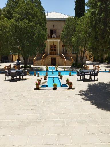 عکس هتل بوتیک سنتی کرمانشاه