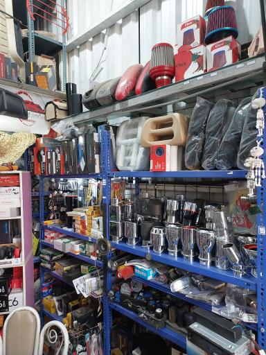 عکس تزئینات خودرو پردیس شهرکرد