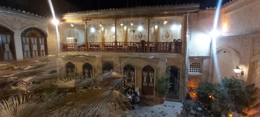 عکس هتل بوتیک سنتی کرمانشاه