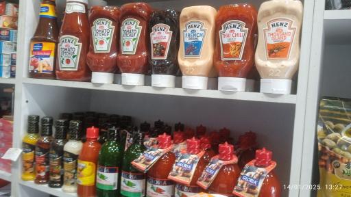 عکس مارکت کیا