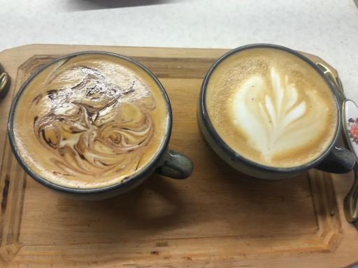 عکس کافه معین 