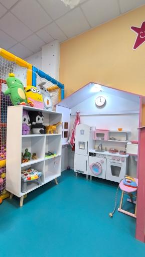 عکس خانه بازی ستاره ها