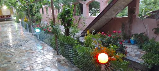 عکس اقامتگاه سرای شاتوت خانه مسافر