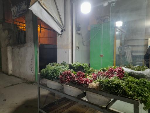 عکس سبزی فروشی قنبری