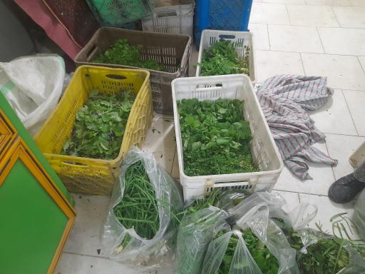 عکس سبزی فروشی قنبری