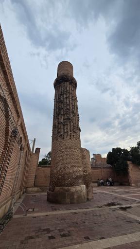 عکس آرامگاه شمس تبریزی