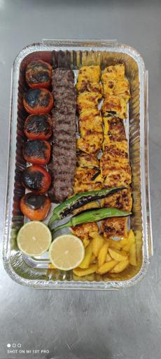 عکس تهیه غذای شمس العماره