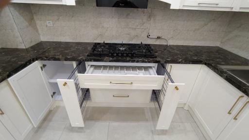 عکس نجاری و صنایع چوبی مدرن